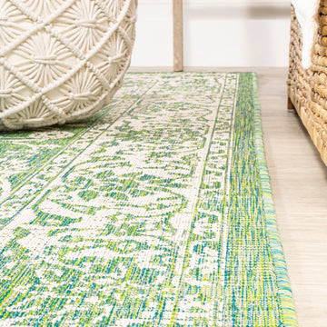 Tela Bohemian Textured Weave Floral Indoor/outdoor Runner Rug